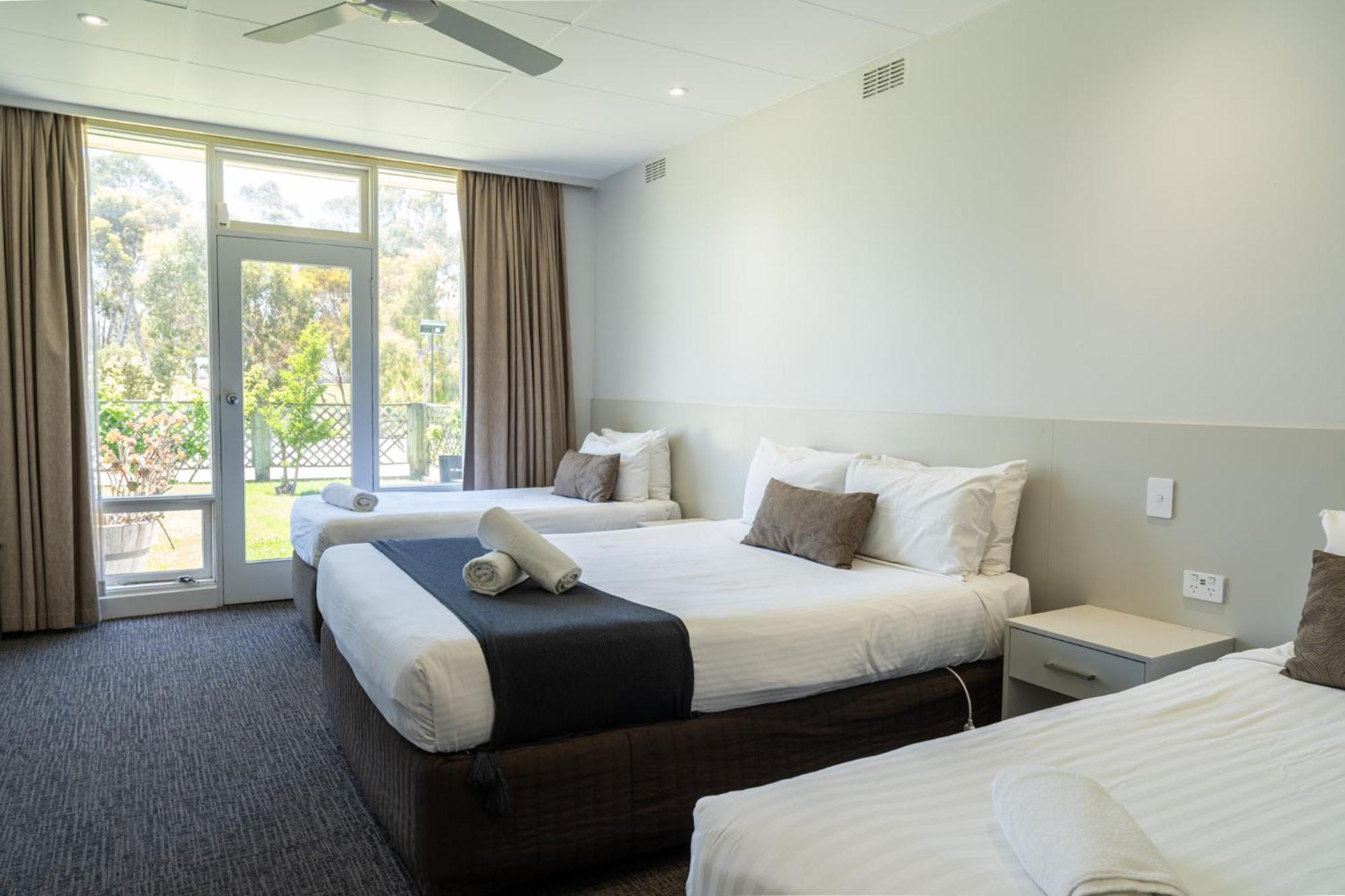 Naracoorte Hotel Motel Екстер'єр фото