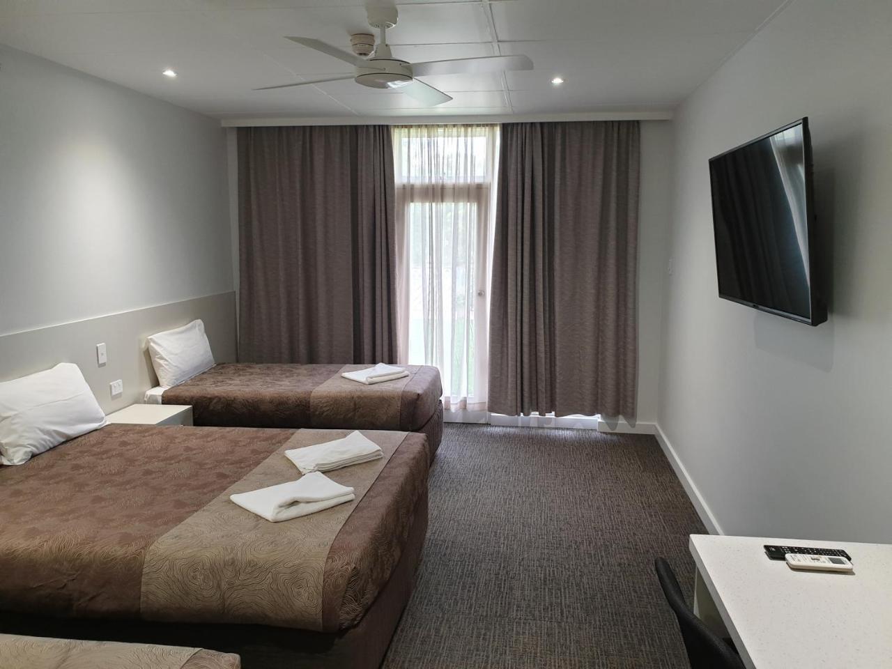 Naracoorte Hotel Motel Екстер'єр фото